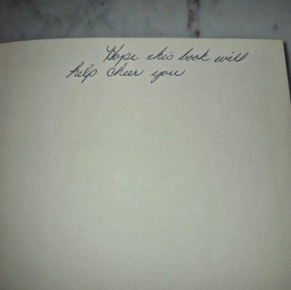 Book "If Life is a Bowl of Cherries What am I do in the Pits" By Erma Bombeck - Picture 4 of 4